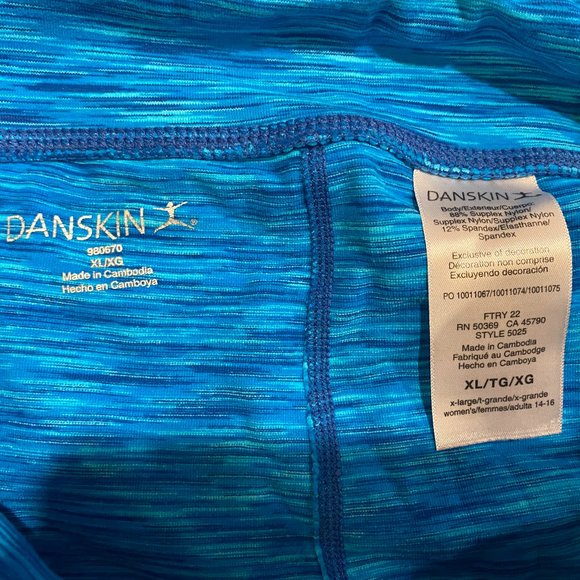 3 Pairs of Danskin Leggings - Picture 16 of 16